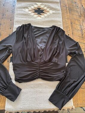 Women's Deep V Ruched Long Sleeve crop top
